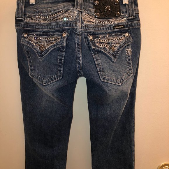 Miss Me Embellished Capri Jeans Size 27 (US 8) - Picture 3 of 3